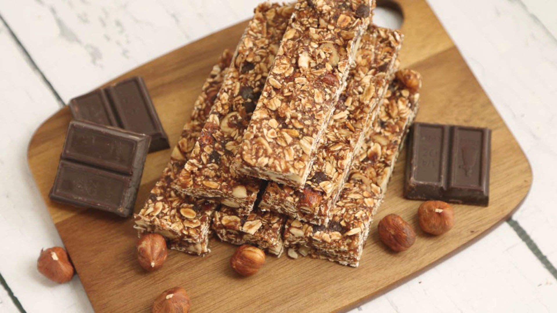 Chocolate Hazelnut Granola Bar